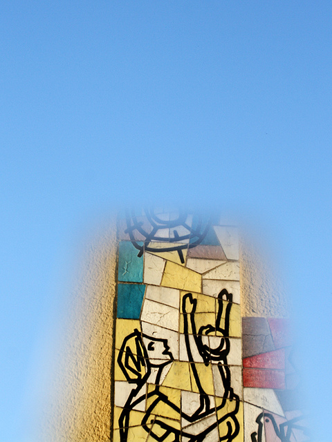 Wandbild an der POS V in Eisenhttenstadt
